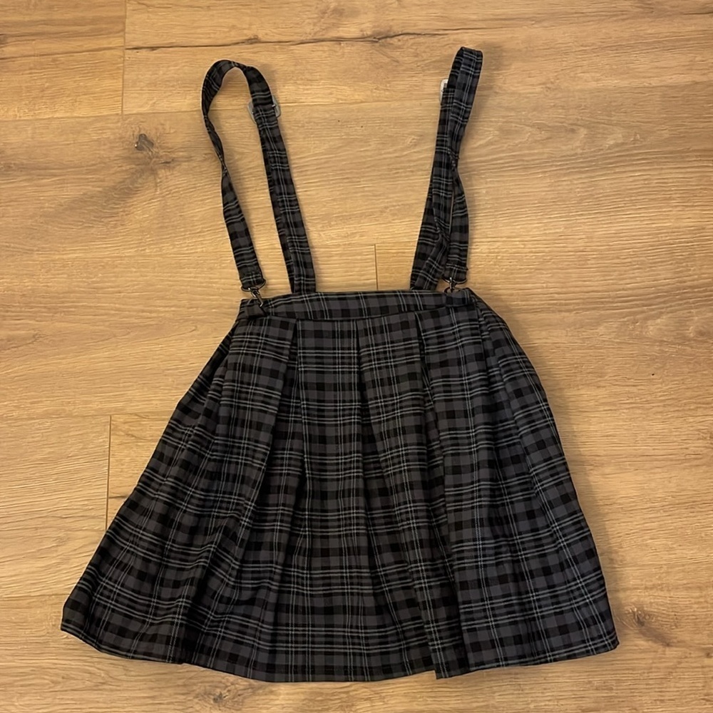 Hot Topic | Pleated plaid mini skirt w/suspenders Women’s size S M stretch punk - Picture 7 of 7